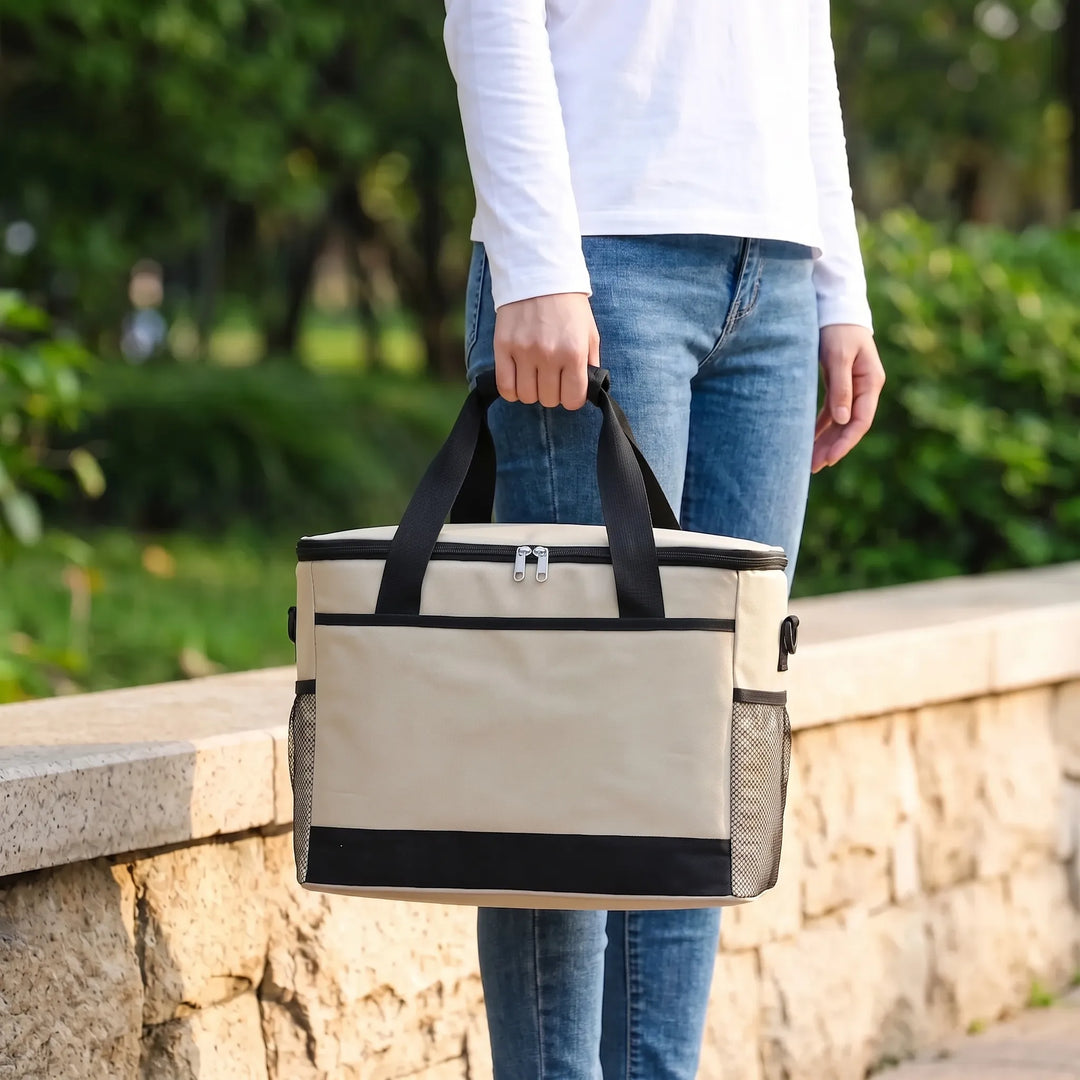 Unisex portable insulated cooler bag for meals, snacks & drinks. Perfect for daily use or outdoor adventures.