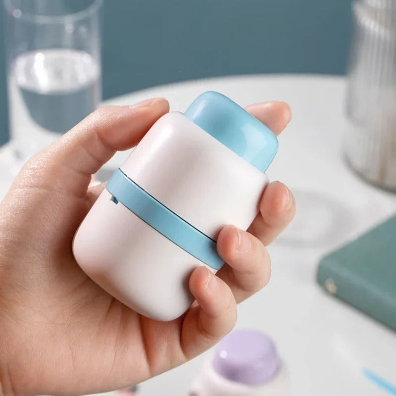 Unisex pill cutter & splitter, essential for managing daily medication and vitamins. Portable with secure storage.