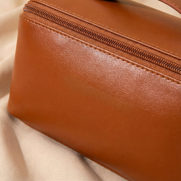 Elegant square portable travel makeup organizer. Spacious beauty storage case for all cosmetics.
