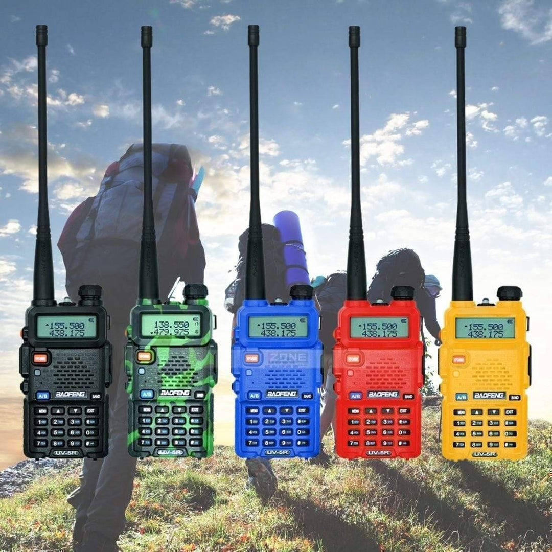 Compact walkie talkie set, perfect outdoorgear for clear two-way radio communication.