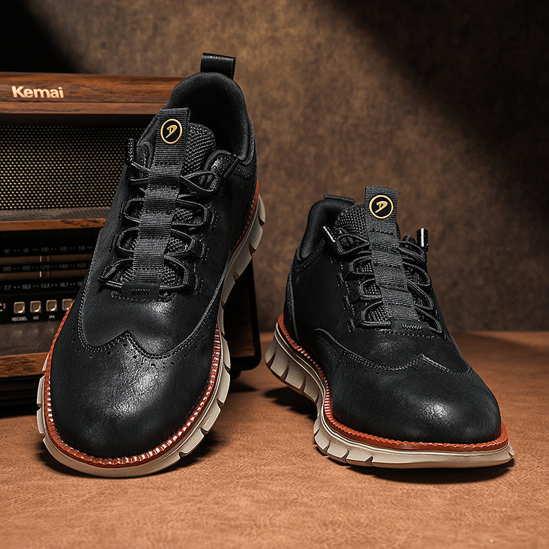 Fashionable unisex sneakers for everyday wear, combining modern design with superior comfort.