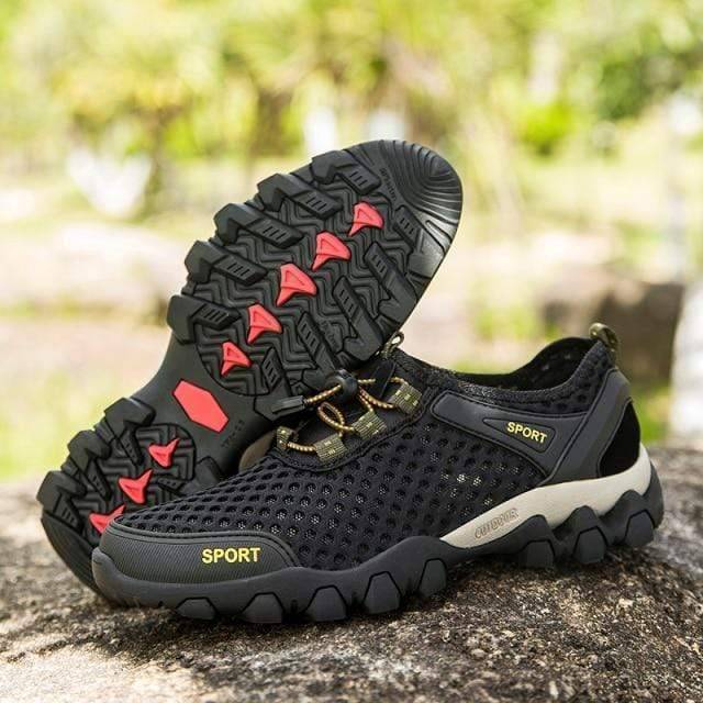 Quick-dry outdoor sport shoes: unisex aqua trekking footwear with robust design