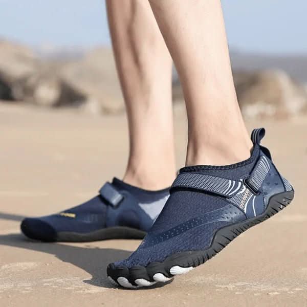 Unisex quick-dry water shoes for beach, pool & outdoor activities. Non-slip, flexible summer footwear.