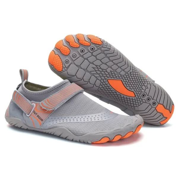 Lightweight unisex quick-dry swim shoes, perfect for beach, lake, and boating. Essential summer footwear.