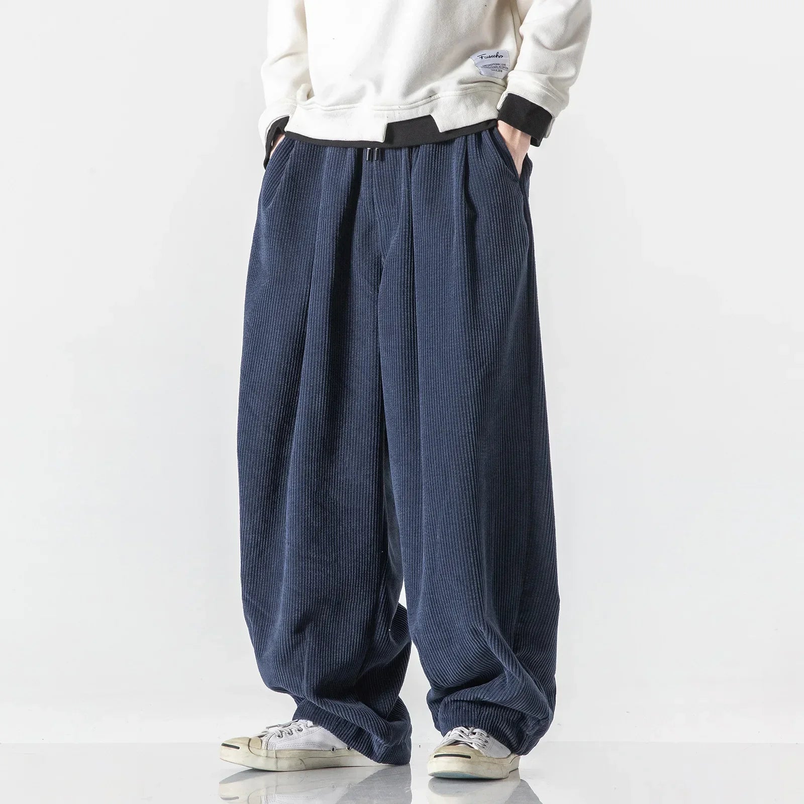 Everyday stylish unisex relaxed fit sweatpants, ultimate comfort casual wear bottoms.
