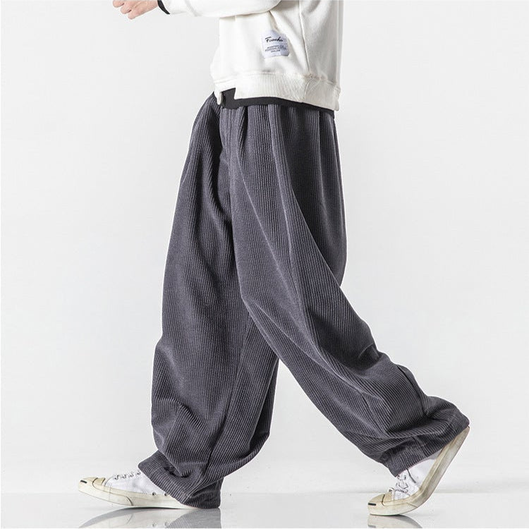 Everyday style unisex sweatpants, versatile relaxed fit bottoms for ultimate comfort.
