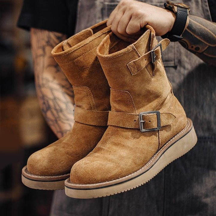Close-up of durable unisex snow boots made of cow suede, ideal for winter and hiking