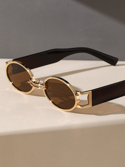 Sleek unisex modern shades, combining retro style and UV defense.