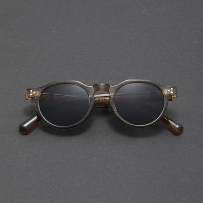 Unisex retro shades with advanced polarized lenses, perfect for sun protection & glare-free outdoor activities.