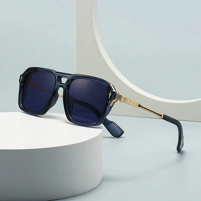 Fashionable Retro Rays sunglasses. Unisex design, UV protected lenses & durable polycarbonate frames.