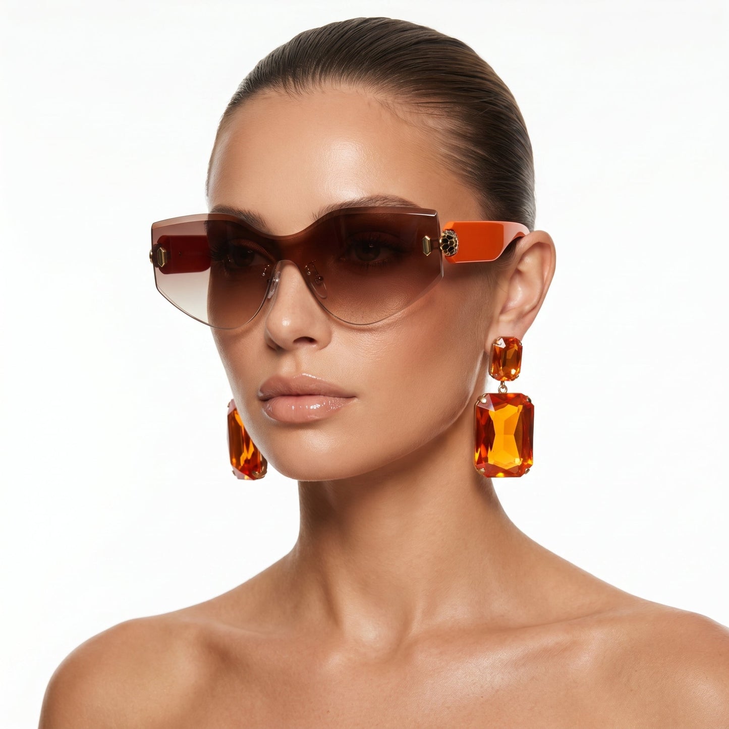 Fashionable retro square-frame sunglasses. Unisex eyewear with essential UV400 sun protection.