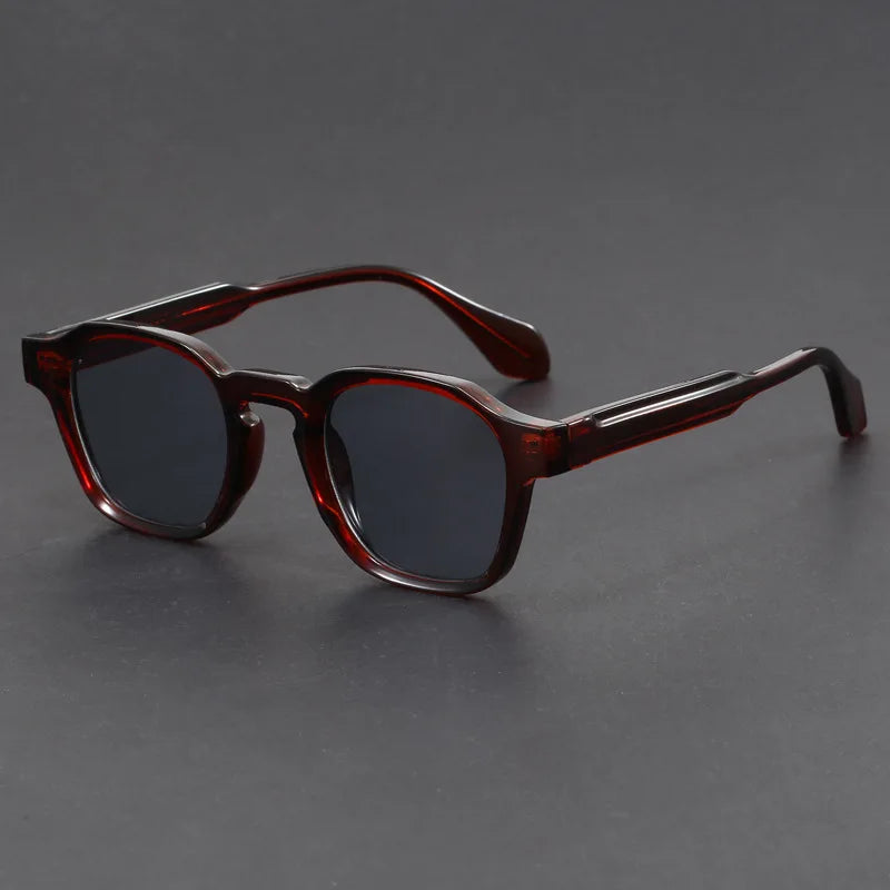 Unisex retro square sunglasses with anti-glare lenses, perfect for a classic & comfortable vintage style.