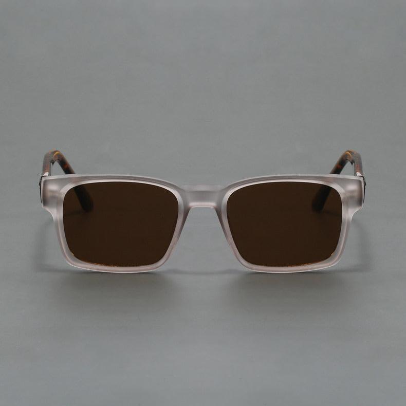 Durable & lightweight unisex retro squared-frame sunglasses, comfortable eye protection.