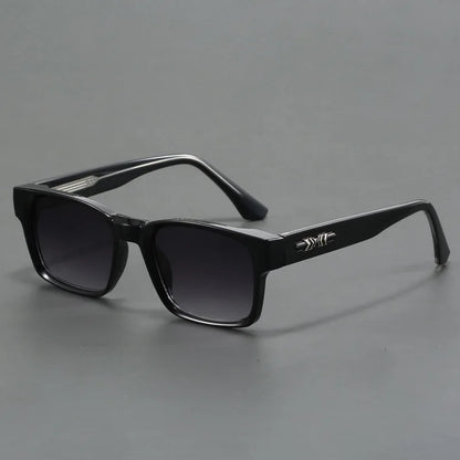 Unisex retro squared-frame sunglasses, perfect for daily eye protection and style.