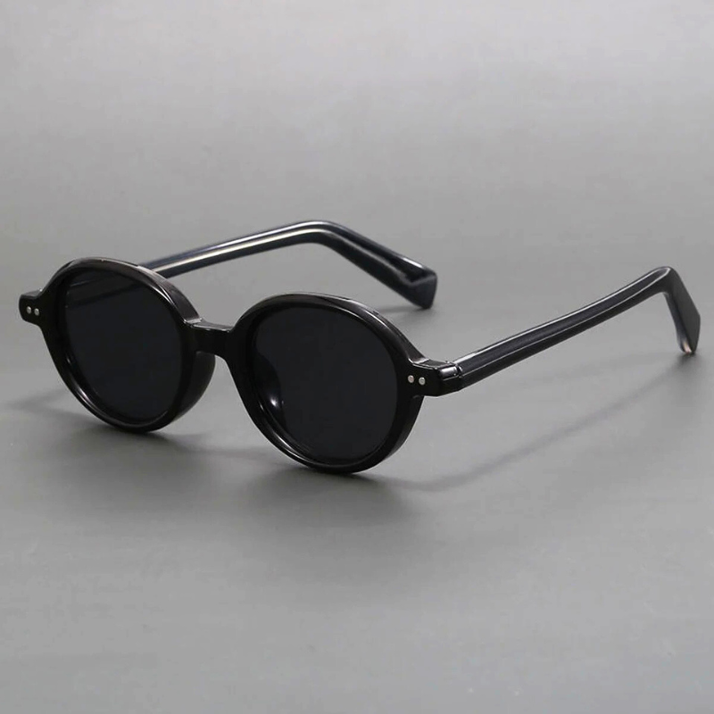 Stylish unisex retro eyewear with vintage design, strong UV protection, and anti-glare properties for clear vision.