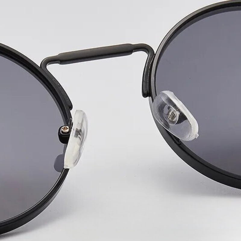 Stylish unisex brown retro sunglasses. Vintero shades providing excellent UV protection and classic appeal.