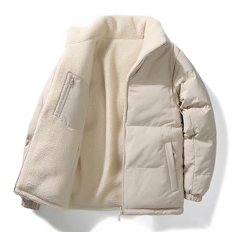 Unisex reversible winter jacket in Aspen style. Warm, versatile & insulated for snowy adventures.