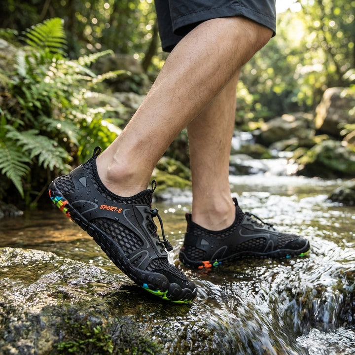 Unisex Rodney non-slip outdoor water shoes. Quick-dry aqua shoes for wet surfaces & beach activities.