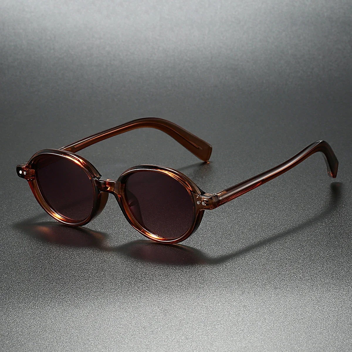 Unisex Roma Vista sunglasses, a chic vintage-modern fashion accessory. Eyewear with UV protection for all styles.