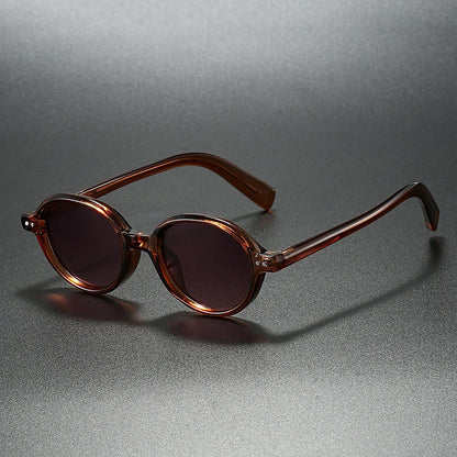 Unisex Roma Vista sunglasses, a chic vintage-modern fashion accessory. Eyewear with UV protection for all styles.