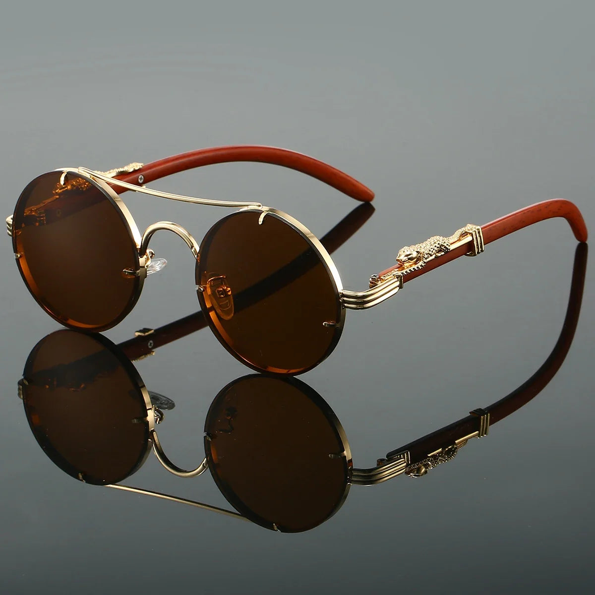 Classic round frame unisex sunglasses, premium fashion eyewear with gradient lenses & UV protection.