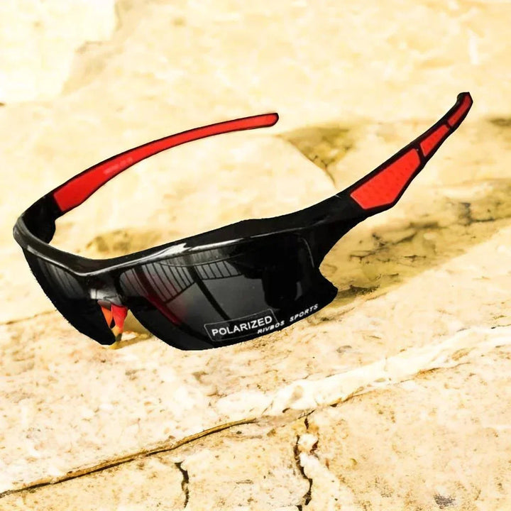 Durable unisex round polarized sunglasses with UV400 eye protection for comfortable summer wear.