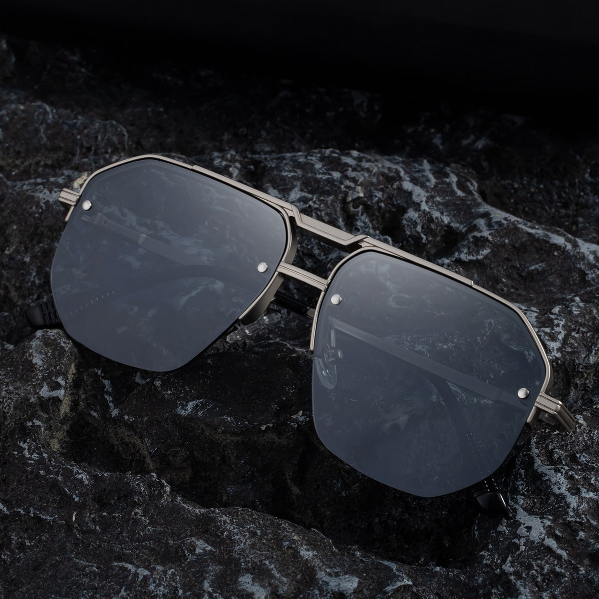 Sleek sculpted frame eyewear. Unisex design, providing excellent UV400 protection for your eyes.