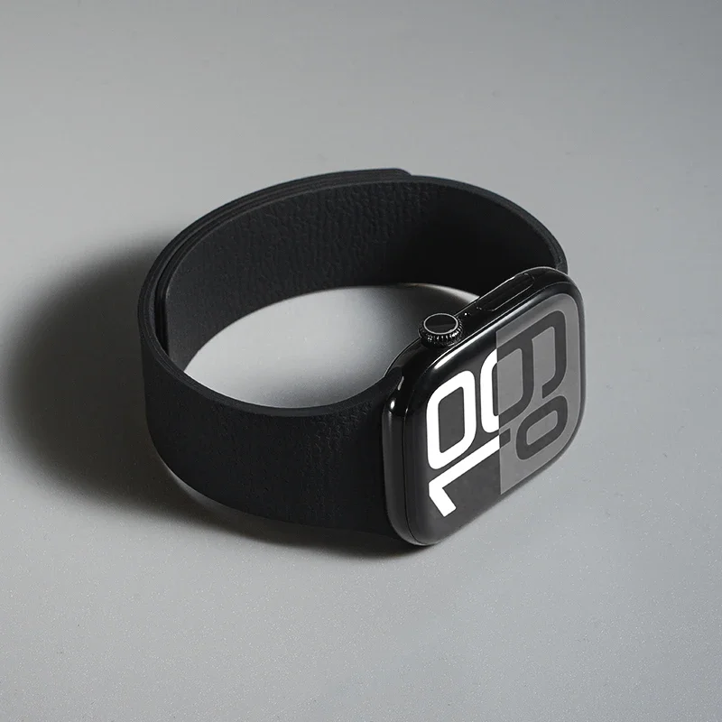 Unisex silicone smartwatch band with magnetic closure, comfortable & durable.
