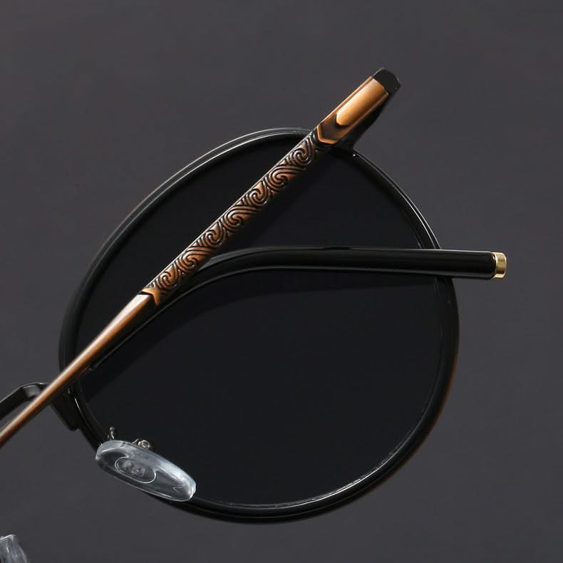 Stylish metal frame aviator shades, essential for reliable UV eye protection.