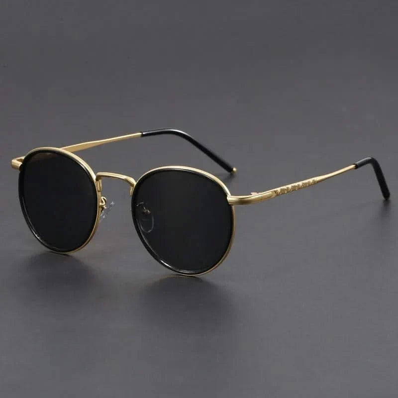Versatile unisex aviator sunglasses, sleek metal frame, ultimate UV protection.
