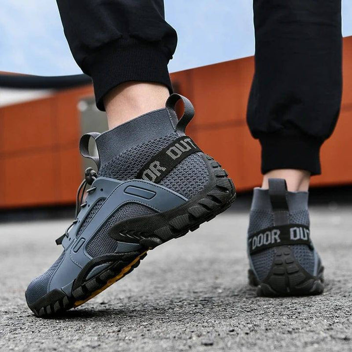 Athletic slip-on hiking shoes, unisex, designed for breathability and outdoor adventure