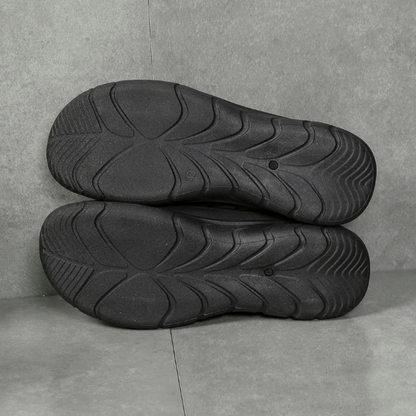 Comfortable, lightweight, and breathable slip-on shoes, perfect for unisex everyday walking.