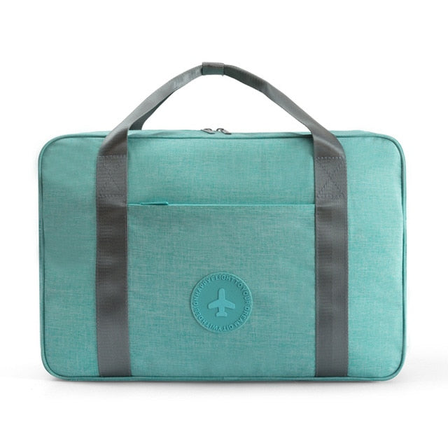 Durable, water-resistant unisex carry-on luggage, perfect for organized and stress-free travel and airport use.