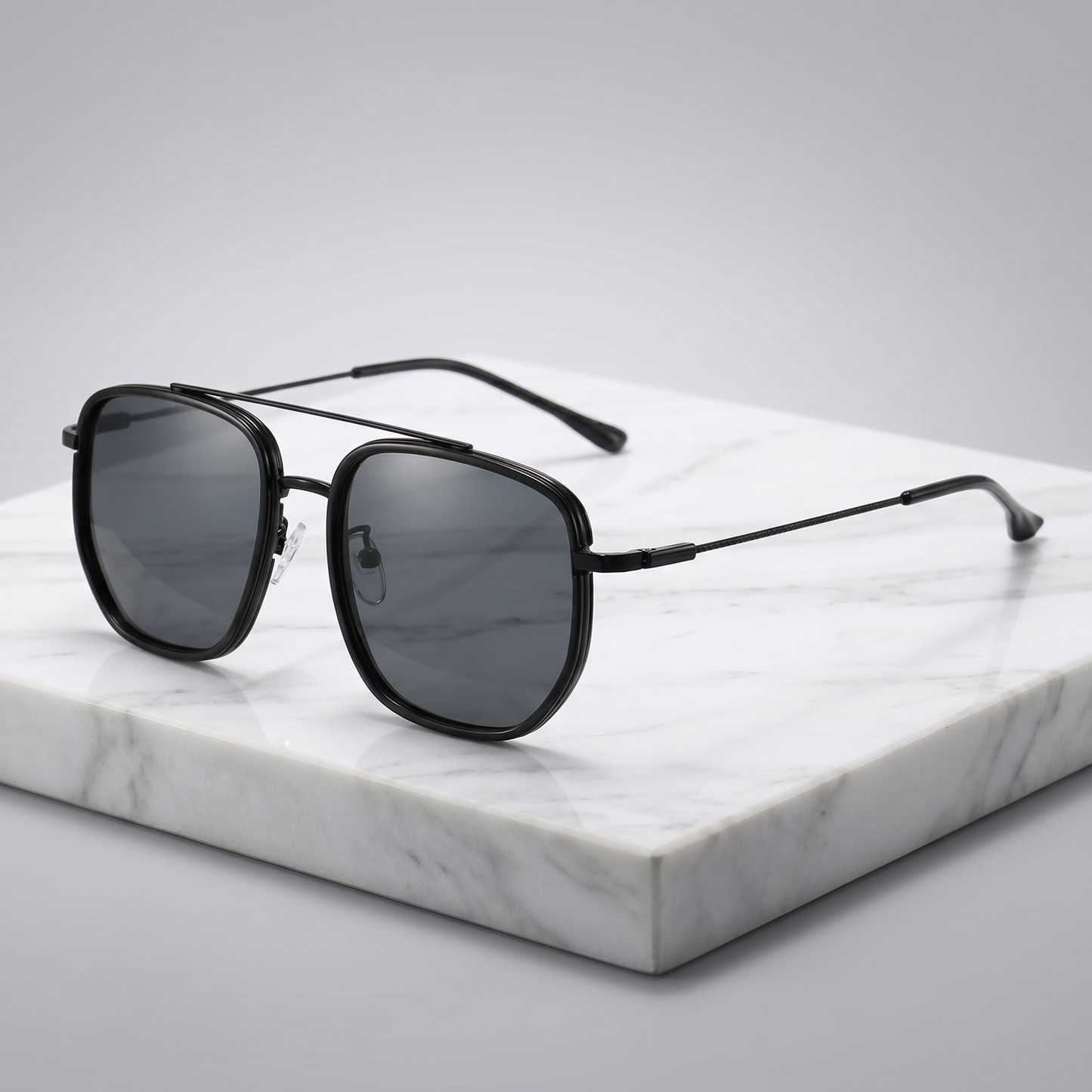 Stylish eyewear: unisex square frame sunglasses with anti-glare & UV protective lenses.