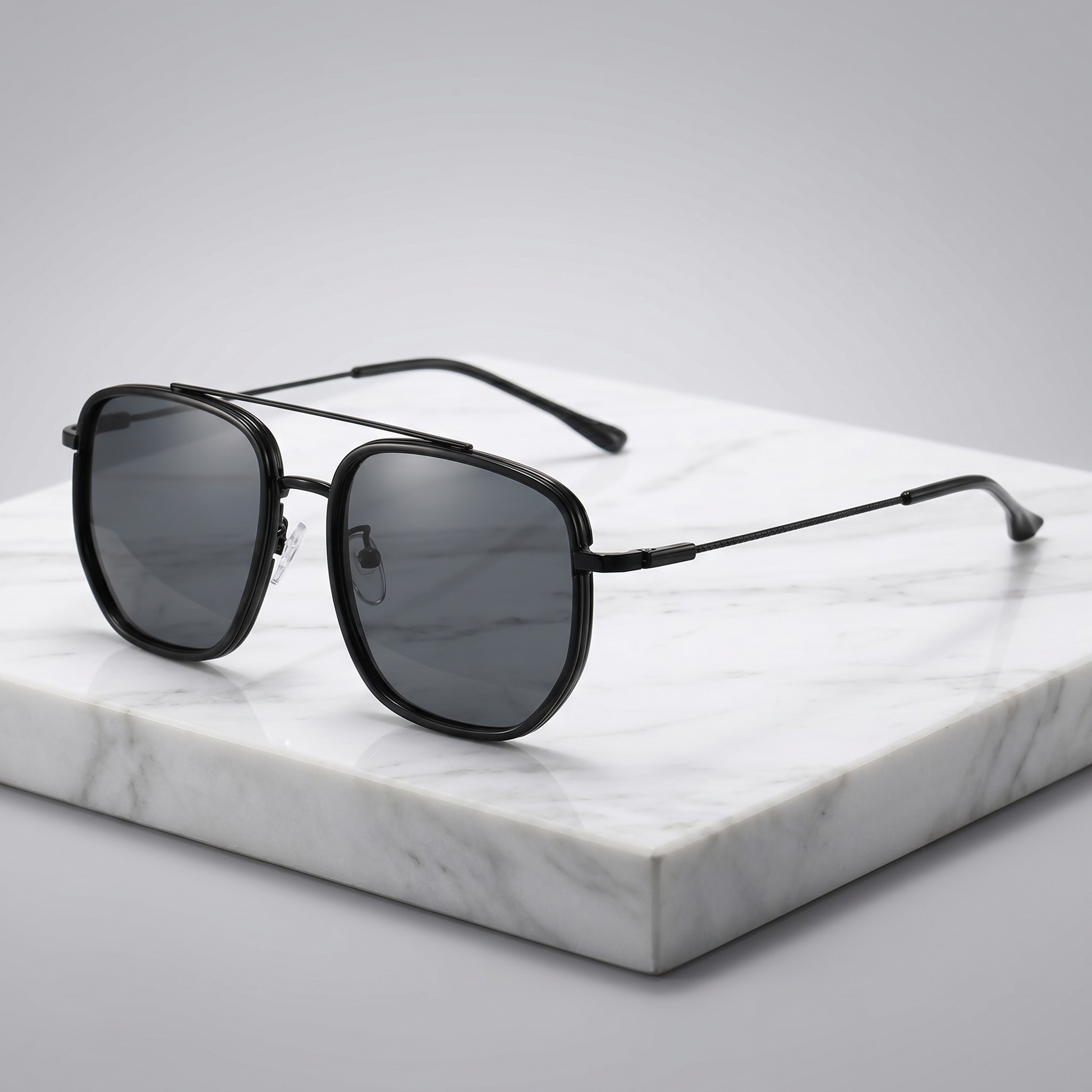 Stylish eyewear: unisex square frame sunglasses with anti-glare & UV protective lenses.