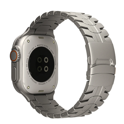 Premium silver stainless steel Apple Watch band for Series 8, 7, 6, SE.
