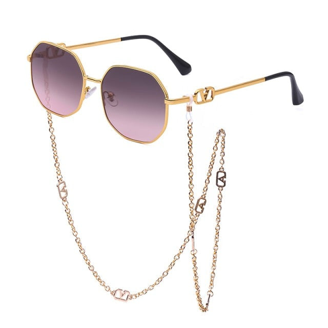 Photochromic Stormi sunglasses offering adaptive UV eye protection & sleek design.