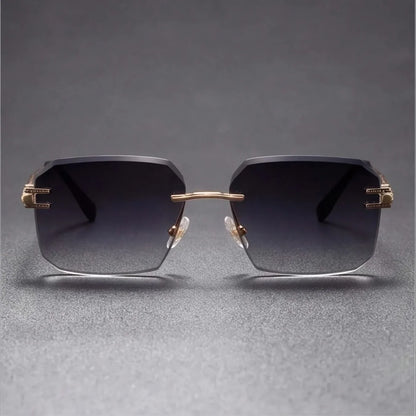 Anti-glare sunglasses offering clear vision and sun protection. Unisex lightweight fashion eyewear for daily use.