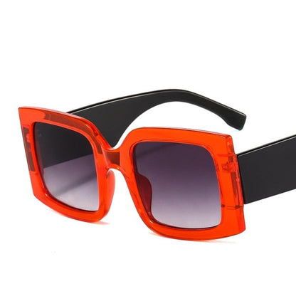 Fashionable square frame eyewear, designed for unisex style and essential UV protection.