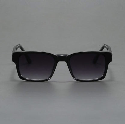 Classic squared frame sunglasses for unisex wear. Essential UV protection for sunny days.