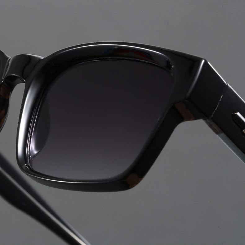 Premium polycarbonate squared sunglasses, unisex design offering superior UV protection & style.