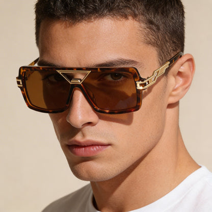 Unisex stylish sunglasses with black metal frames & advanced UV400 protection.