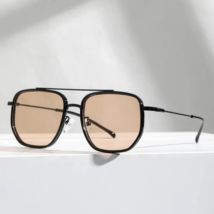 Everyday wear sunglasses, unisex and stylish, with superior UV protection for sunny outdoor fashion.