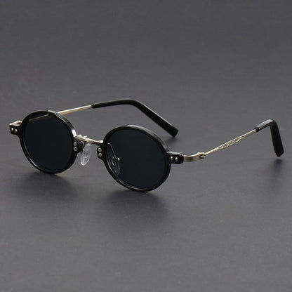 Fashionable unisex shades with UV400 protection. Enjoy glare-free vision & lightweight comfort in style.