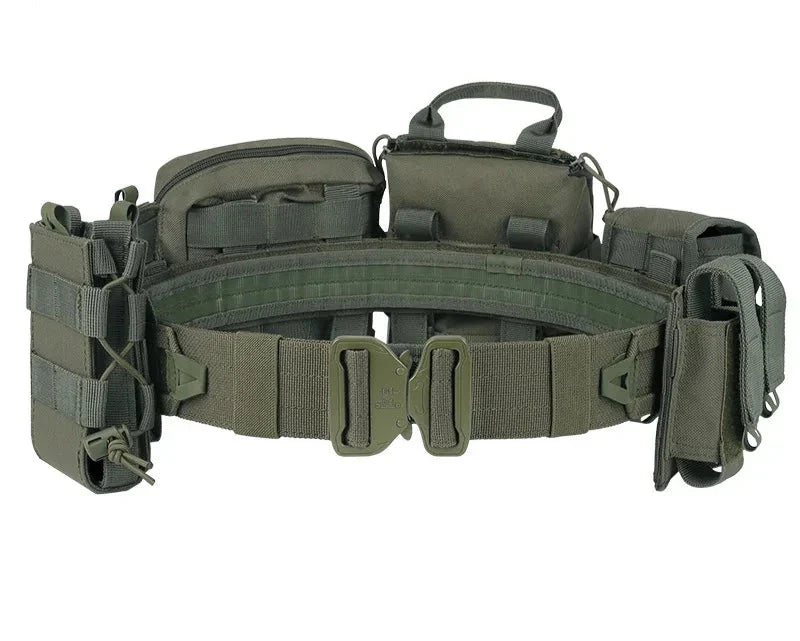 Tactical utility belt made of strong nylon webbing, adjustable and equipped with 8-in-1 Molle attachments
