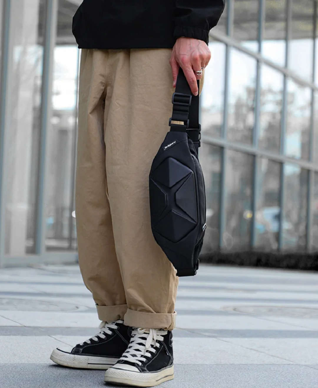 Robust unisex tactical hard shell bag, offering superior protection and water resistance for essentials.
