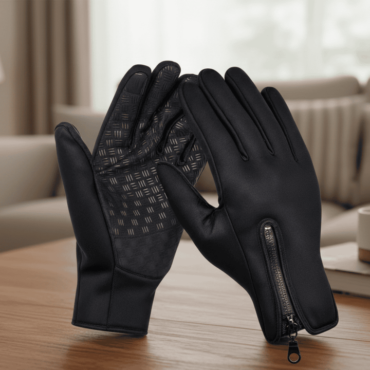 Unisex thermal touchscreen gloves for winter cycling & sports. Windproof hand protection in cold weather.