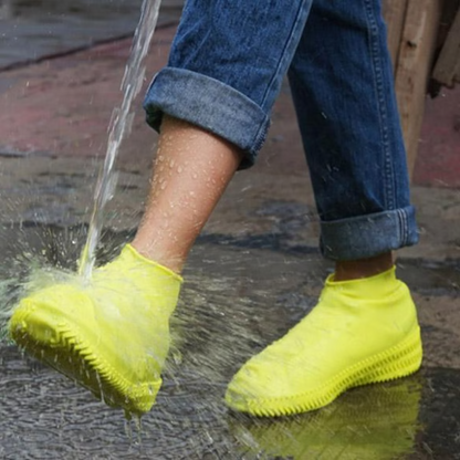 Unisex Ultra-Durable Silicovers Non-Slip Shoe Covers for waterproof protection against rain & mud. Keeps shoes clean.