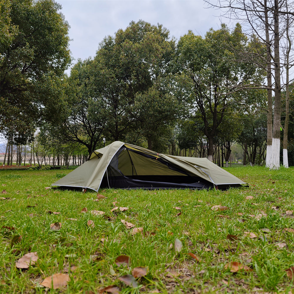 Minimalist ultralight 1-person tent, ideal for thru-hikers and solo outdoor enthusiasts.