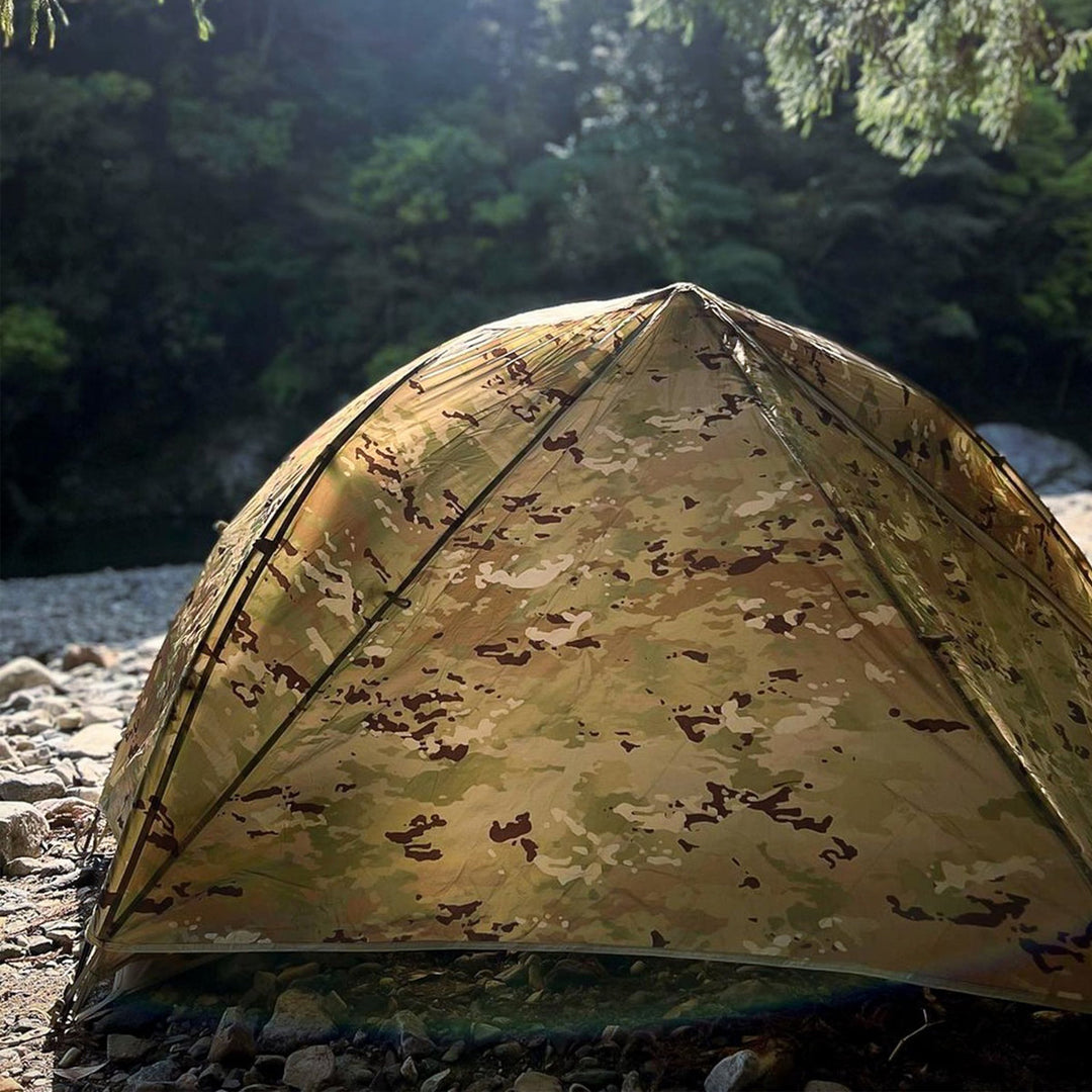 Small ultralight 1 person camping tent, waterproof, suitable for bushcraft